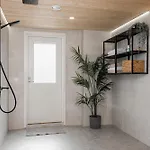 Vakantiehuis Metsaemarkku - Jacuzzi & Sauna Pori