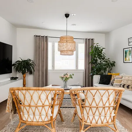 度假居 Metsaemarkku - Jacuzzi & Sauna